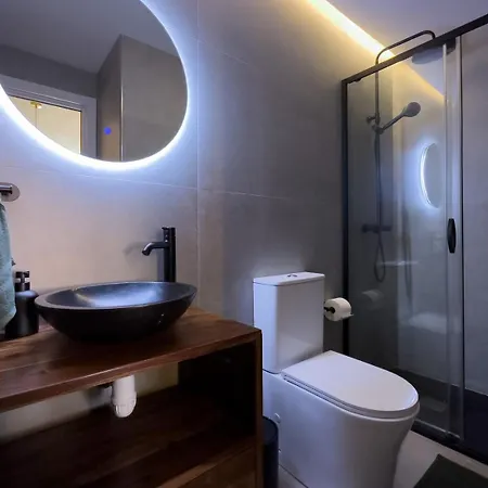 Oasis Near Picasso Museum *